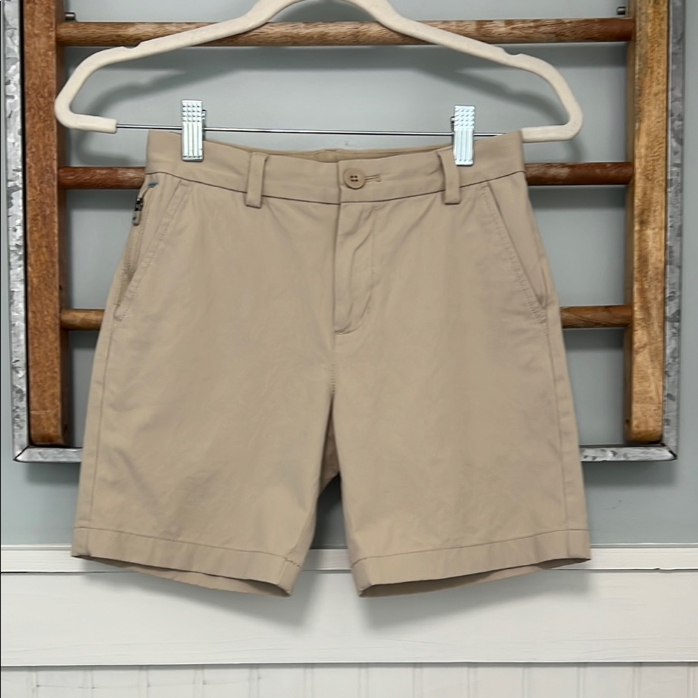 Boys, vineyard vines, performance shorts, size 10 light khaki